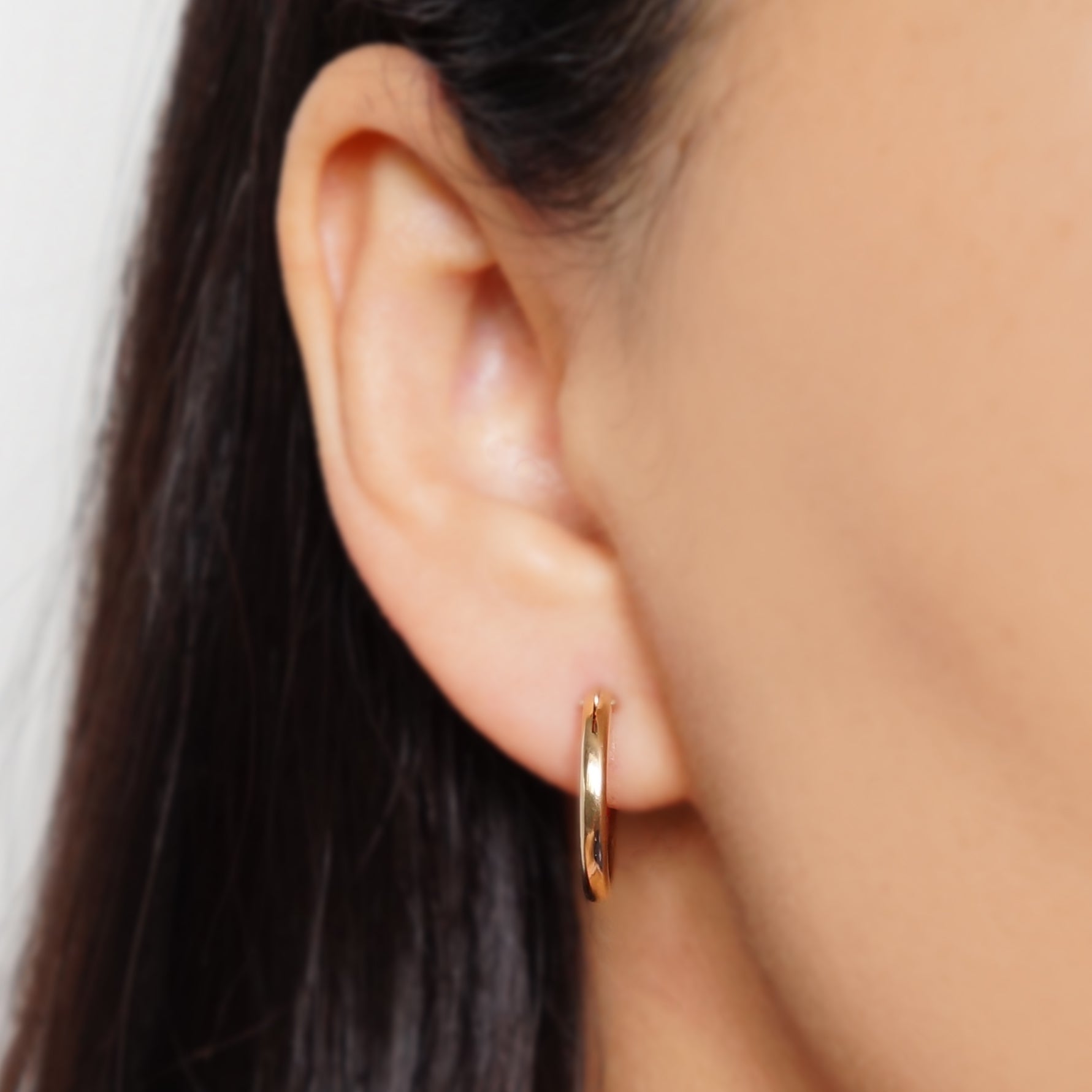 Gold Hoop Earrings (Verra)