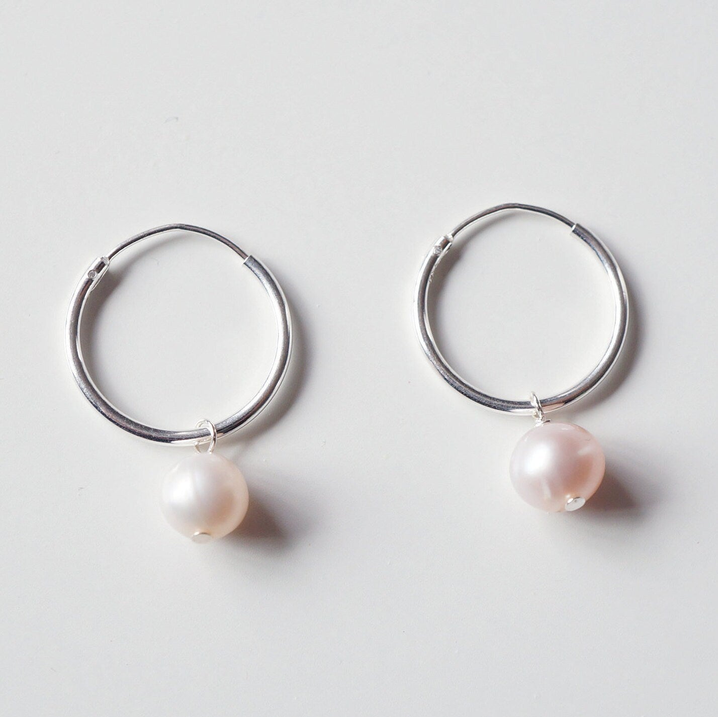 Pearl Sterling Silver Hoop Earrings (Lessi) // Gifts for her // Handmade earrings // Minimalist jewelry