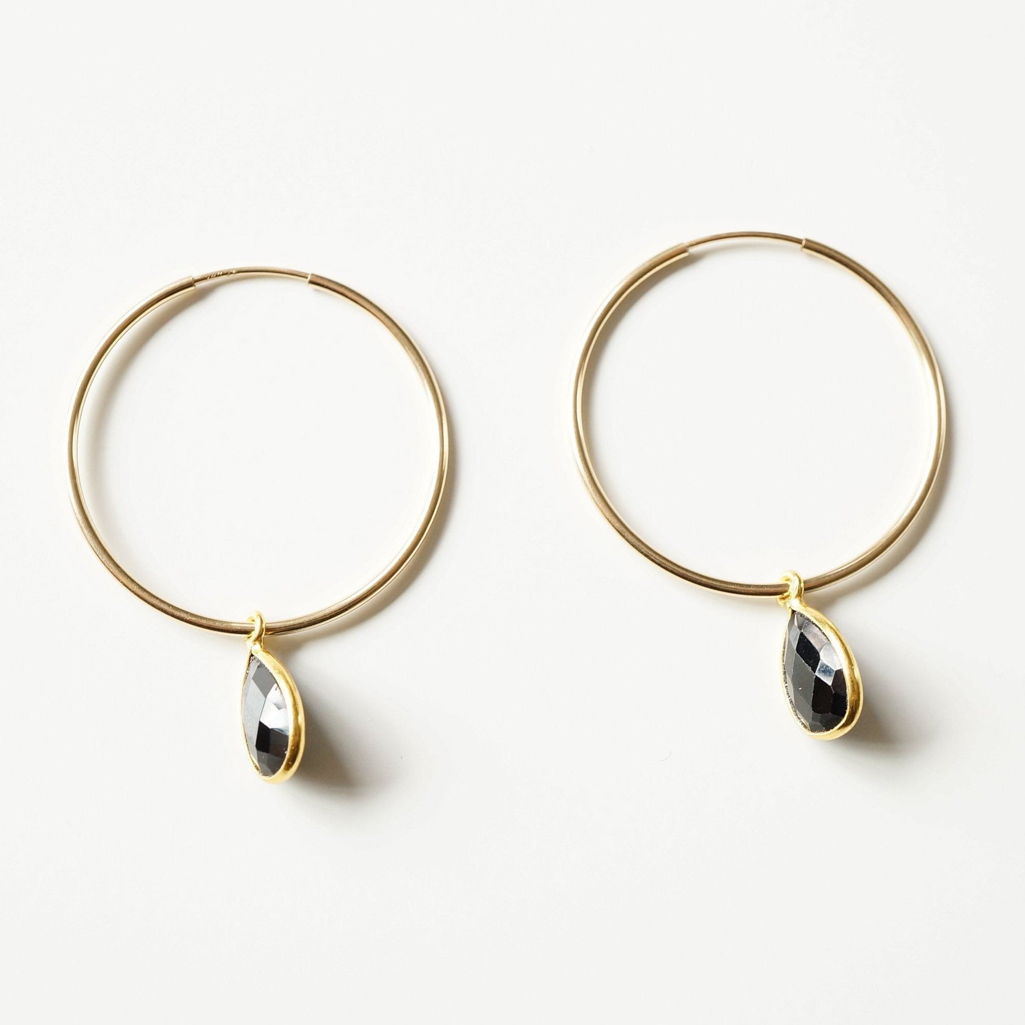 Black Spinel Gemstone Gold Large Hoop Earrings (Nuova) // Gifts for her // Handmade earrings // Minimalist jewelry