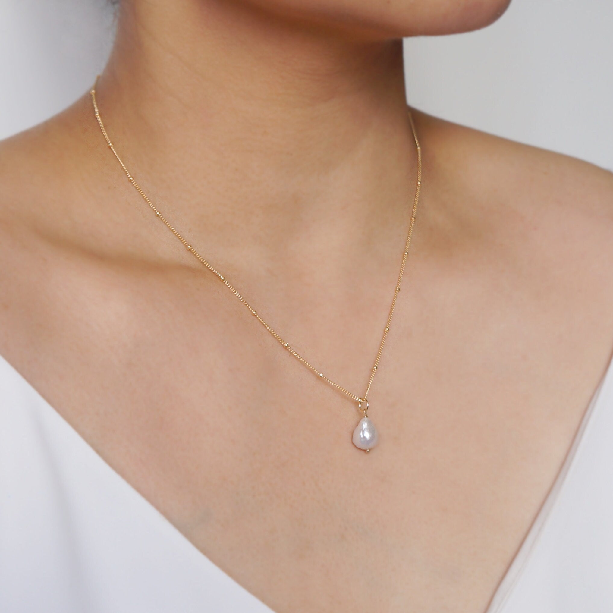 Baroque Pearl Gold Necklace (Estelle) // 14K Gold filled Necklace // Bridal jewelry // Handmade jewelry // June birthstone