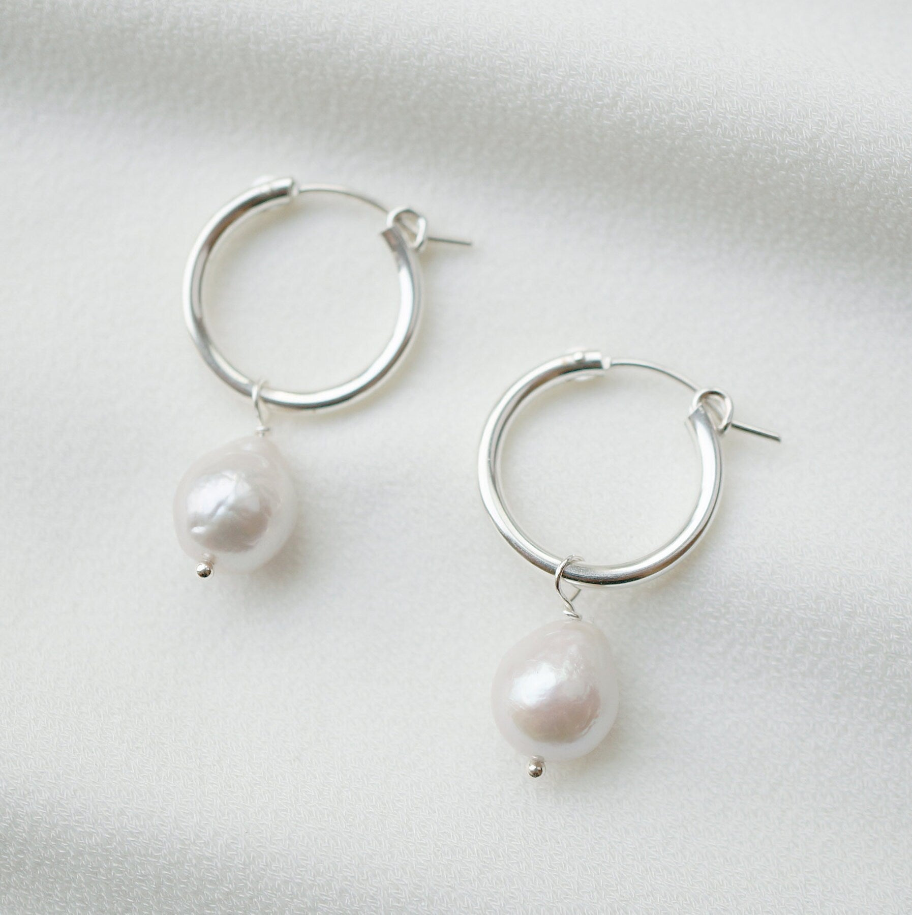 Baroque Pearl Sterling Silver Hoop Earrings (Claudette) // Bridal earrings // Handmade earrings // Wedding jewelry