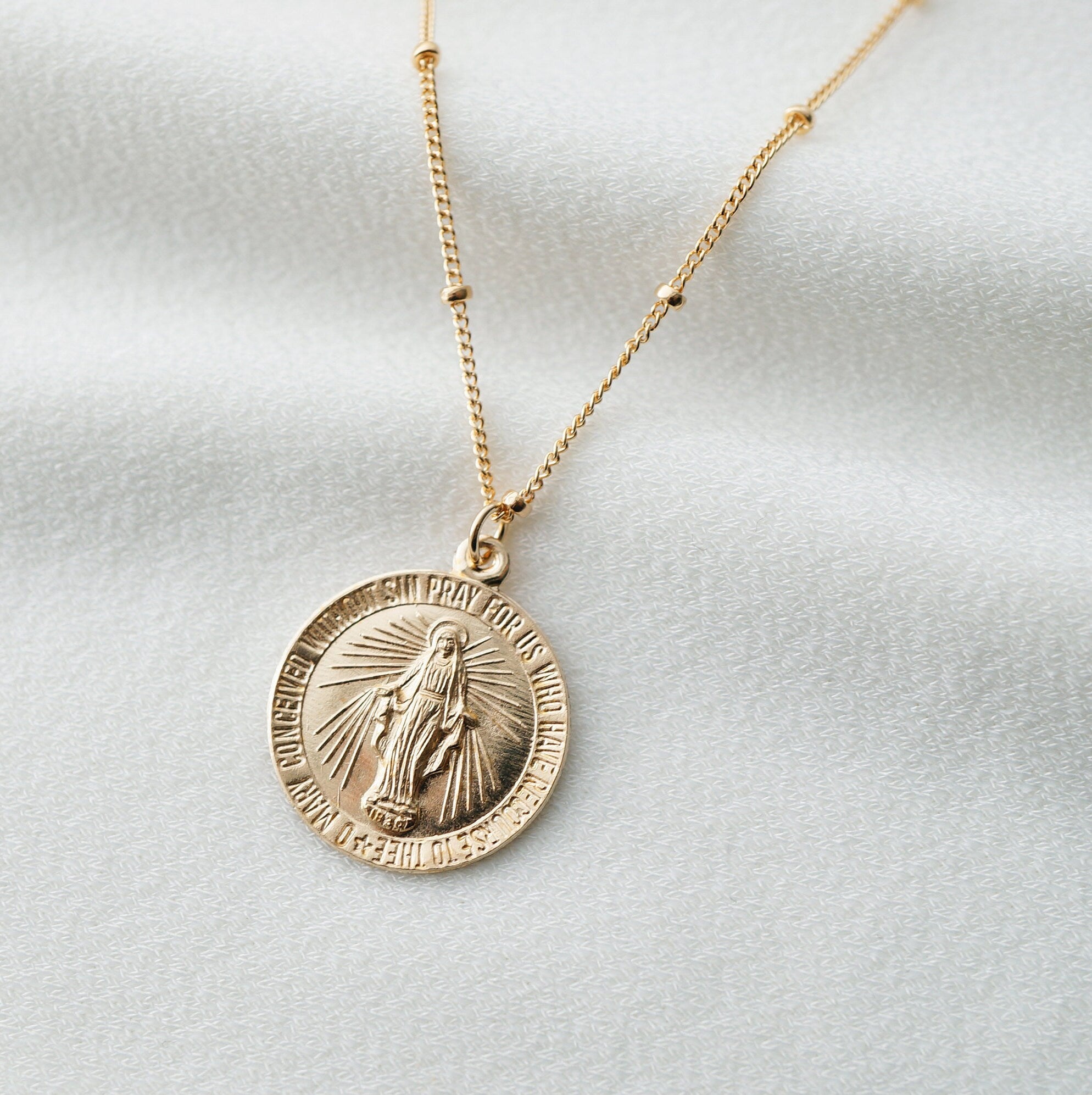 Blessed Mother Virgin Mary Gold Coin Medallion Necklace (Mary Regal) // 14K Gold filled // Gold Coin Jewelry // Minimalist jewelry